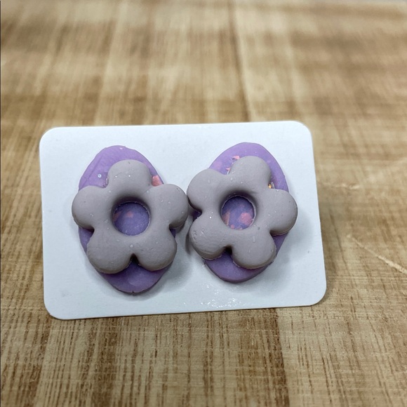 Charming Lilac Flower Earrings for Kids - Picture 1 of 2